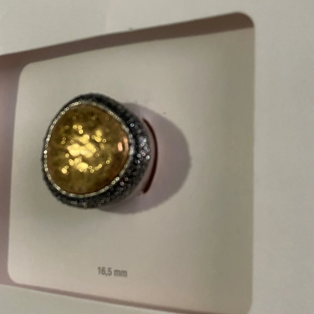 NWT Zara Crystals Texture Maxi Ring